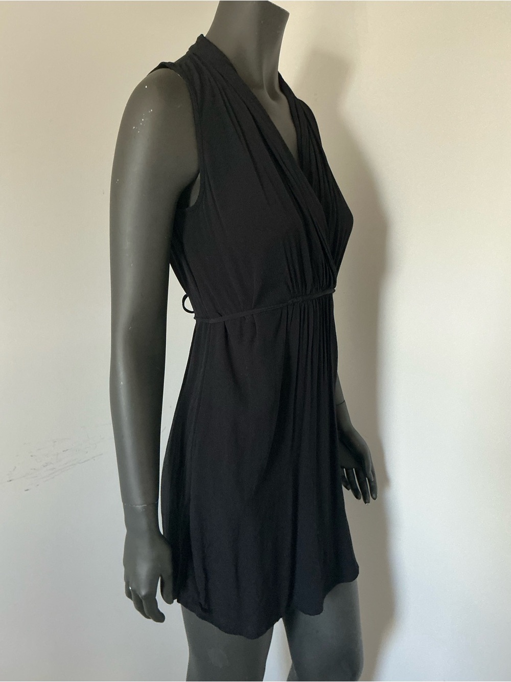 174. Maeve Anthropologie Sleeveless Black V-Neck Rayon Dress - Picture 7 of 8